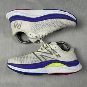 New Balance FuelCell Propel v4 Womens Size 8 White Knit Running Shoes WFCPRCW4